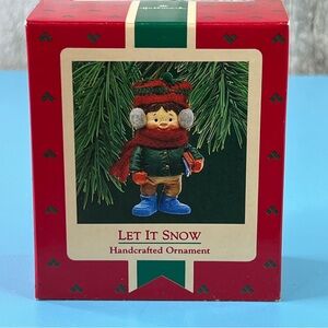 Hallmark Keepsake Ornament Let It Snow Handcrafted & Dated 1987 QX458-9